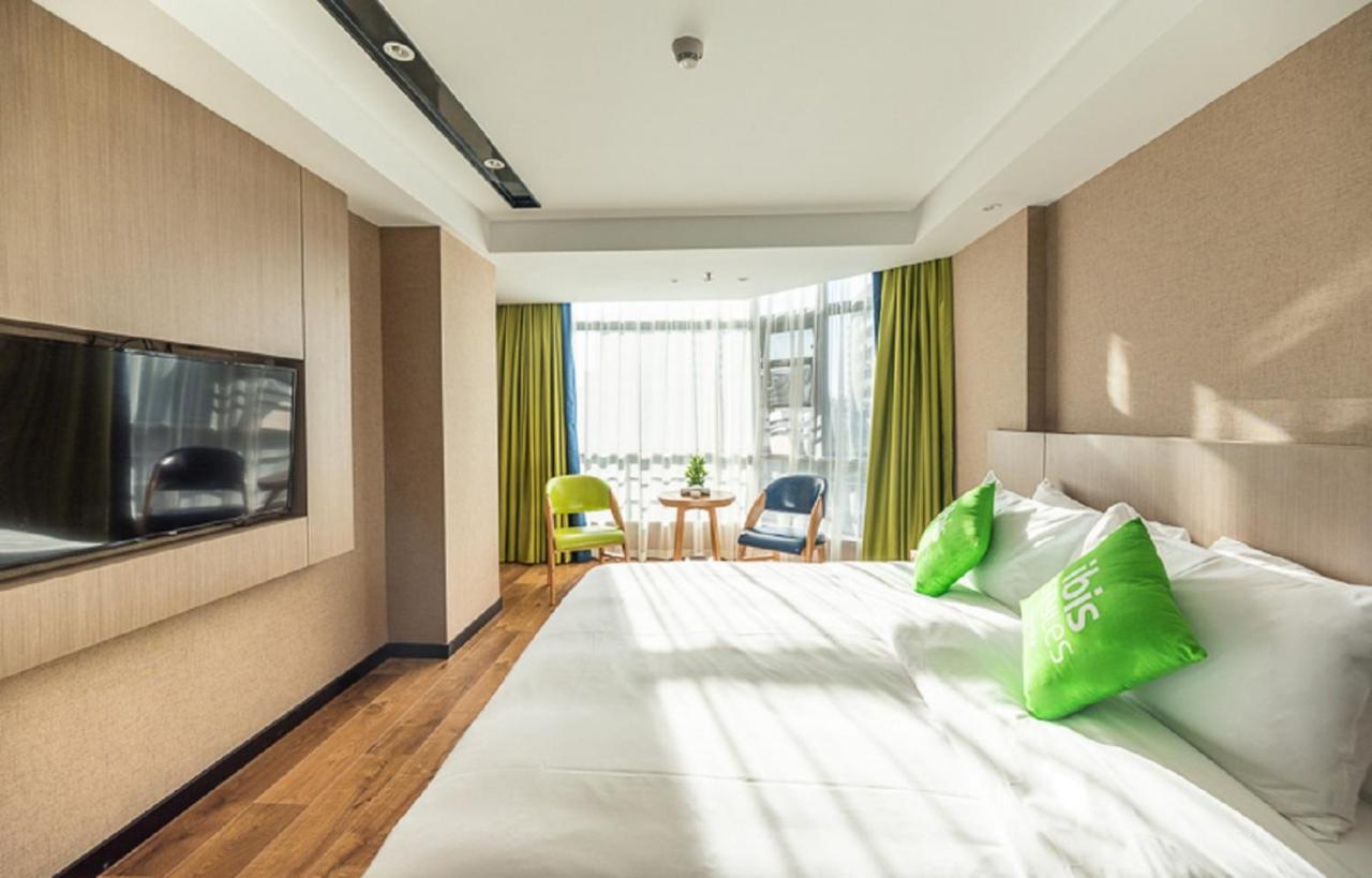 Ibis Styles Fuzhou Wuyi Square Hotel Exterior photo